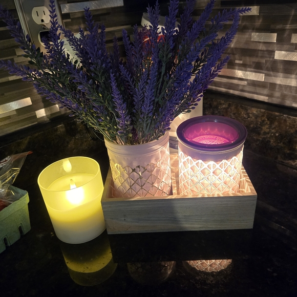 Scentsy Lavender Candle Holder Set - Purple and Cream - Picture 3 of 4